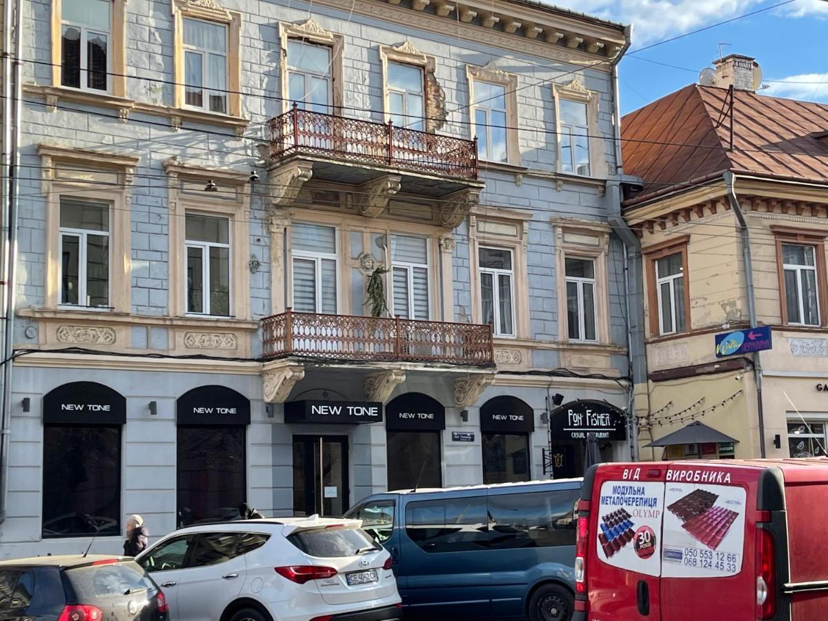 Lux Apartment In Zentrum Cernăuți Exterior foto